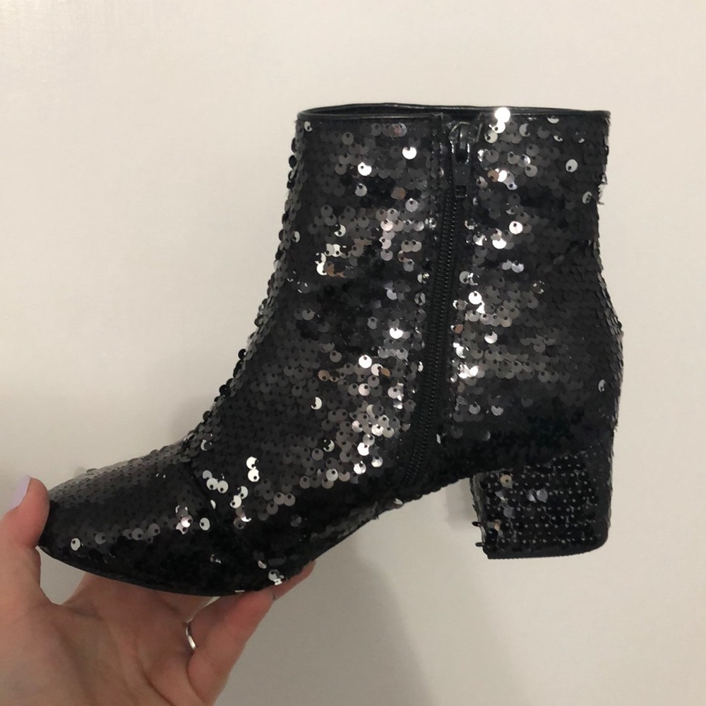 Sequin rounded toe bootie